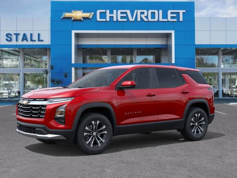 New 2026 Chevrolet Equinox LT image 2