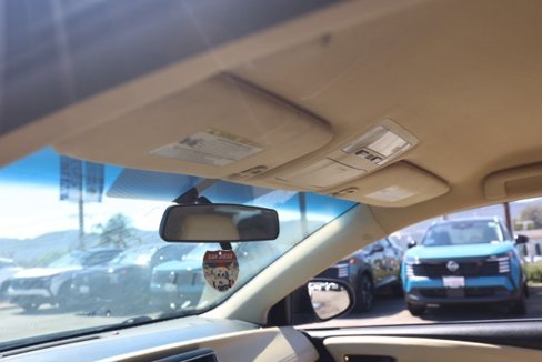 Used 2013 Toyota Avalon XLE image 13