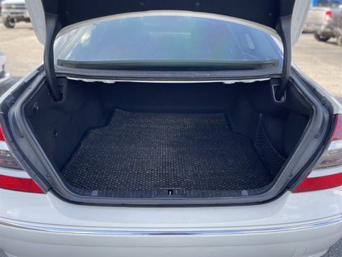 Used 2006 Mercedes-Benz E 350 4MATIC Sedan image 39