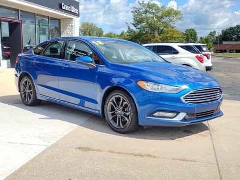 Used 2018 Ford Fusion SE w/ Equipment Group 201A image 12