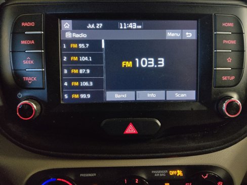 Used 2020 Kia Soul LX image 25