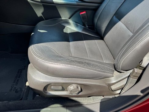 Used 2017 Ford Taurus SEL w/ Equipment Group 201A image 26