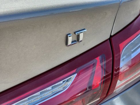 Used 2022 Chevrolet Malibu LT image 27