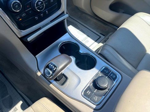 Used 2015 Jeep Grand Cherokee Overland image 19
