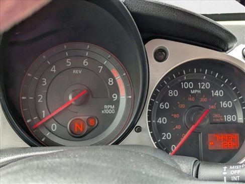 Used 2012 Nissan 370Z Touring image 10