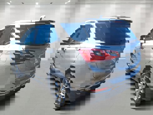 Used 2018 Chevrolet Equinox LS image 5