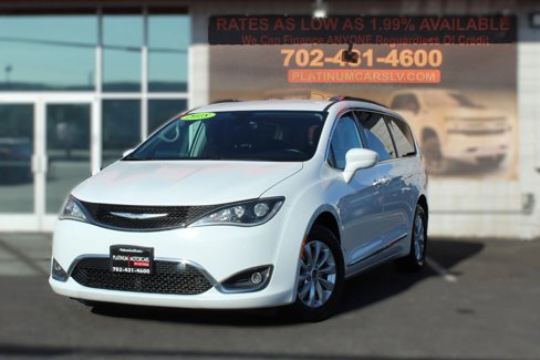 Used 2018 Chrysler Pacifica Touring-L w/ Premium Audio Group image 1