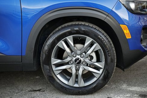 Used 2023 Kia Seltos S w/ Navigation Package image 4