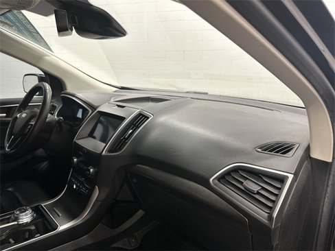 Used 2020 Ford Edge SEL w/ Convenience Package image 26