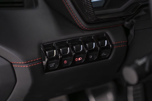 Used 2019 Lamborghini Aventador S image 36