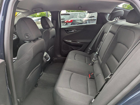 Used 2021 Chevrolet Malibu LT image 14