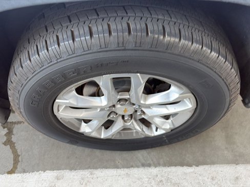 Used 2018 Chevrolet Traverse LT image 9