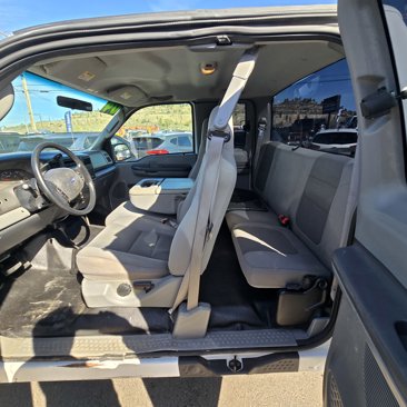 Used 2004 Ford F250 XLT image 10