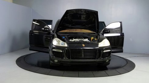 Used 2008 Porsche Cayenne Turbo image 10
