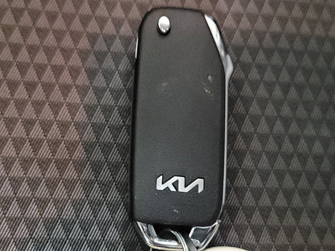 Used 2022 Kia Soul LX w/ Technology Package image 32