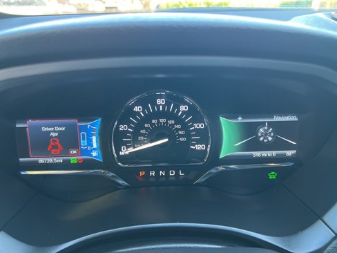 Used 2016 Lincoln MKZ Hybrid w/ Equipment Group 600A Reserve image 15