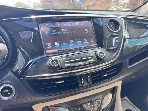 Used 2017 Buick Envision Essence image 10
