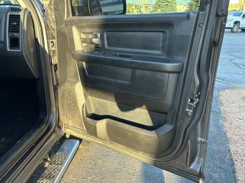 Used 2015 RAM 1500 Express image 18