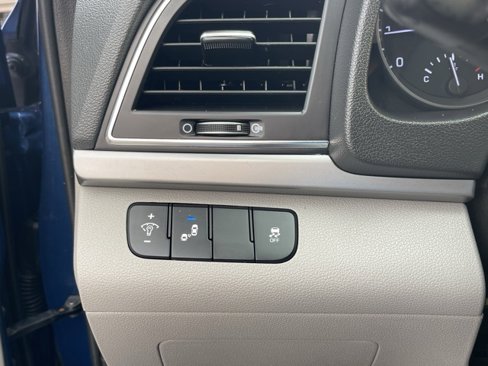 Used 2017 Hyundai Elantra SE w/ SE A/T Tech Package 03 image 20