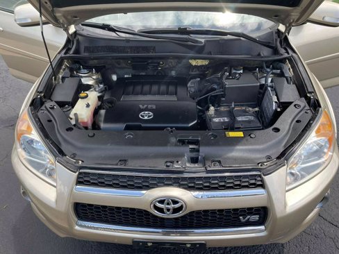 Used 2012 Toyota RAV4 Limited image 22