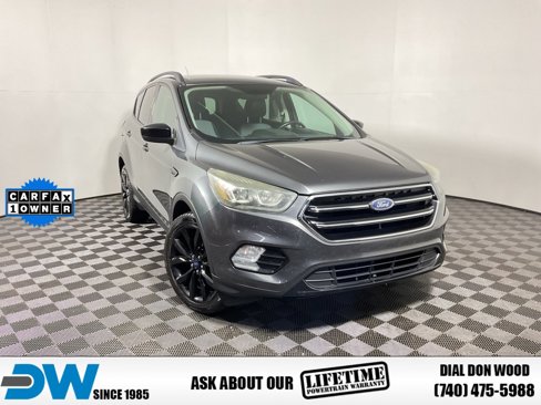 Used 2017 Ford Escape SE w/ Equipment Group 201A image 1