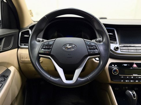 Used 2018 Hyundai Tucson Value w/ Cargo Package image 19