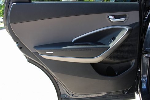 Used 2017 Hyundai Santa Fe SE image 33