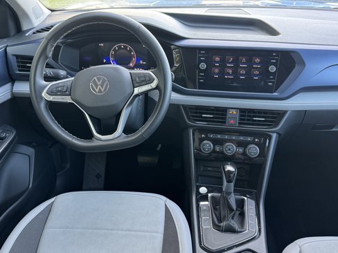Used 2024 Volkswagen Taos SE image 13