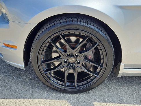 Used 2013 Ford Mustang GT Premium w/ GT Track Pkg image 13