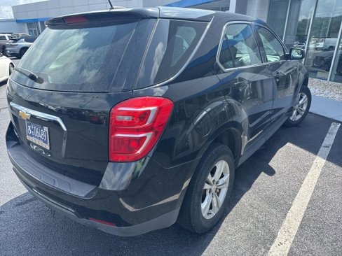 Used 2017 Chevrolet Equinox LS image 4