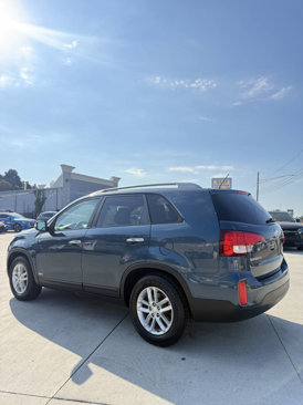 Used 2015 Kia Sorento LX image 4