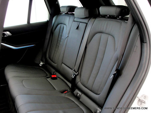 Used 2022 BMW X5 sDrive40i w/ M Sport Package image 75