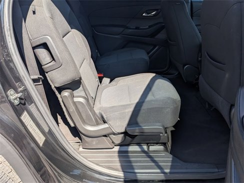 Used 2022 Chevrolet Traverse LT image 29