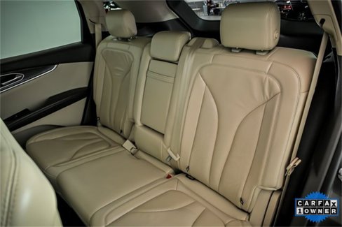 Used 2019 Lincoln Nautilus Select image 13