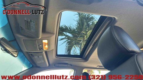 Used 2012 Toyota Highlander SE image 25