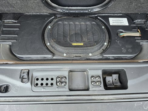 Used 2017 Jeep Wrangler Sport image 6