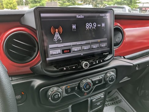 Used 2021 Jeep Wrangler Unlimited Sport image 6