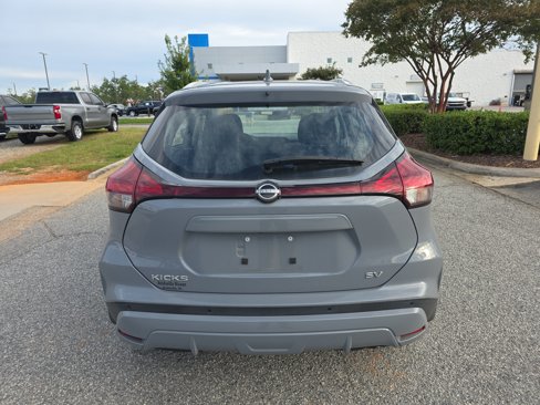 Used 2023 Nissan Kicks SV image 9