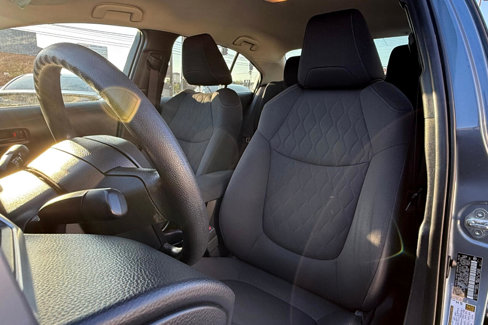 Used 2022 Toyota Corolla LE image 10
