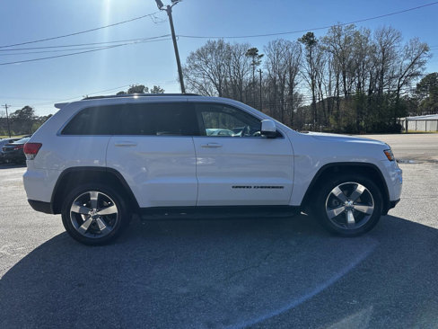 Used 2017 Jeep Grand Cherokee Laredo w/ Quick Order Package 2BE image 6