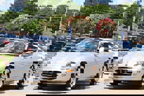 Used 2004 Jaguar XK8 Convertible image 4