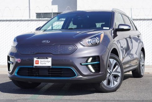 Used 2020 Kia Niro EX image 3