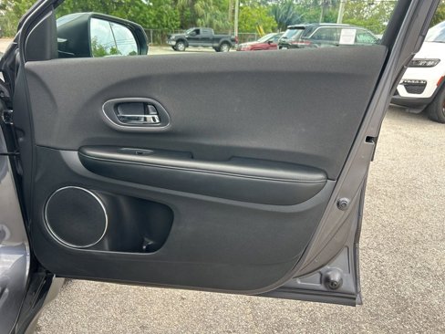 Used 2019 Honda HR-V EX image 25