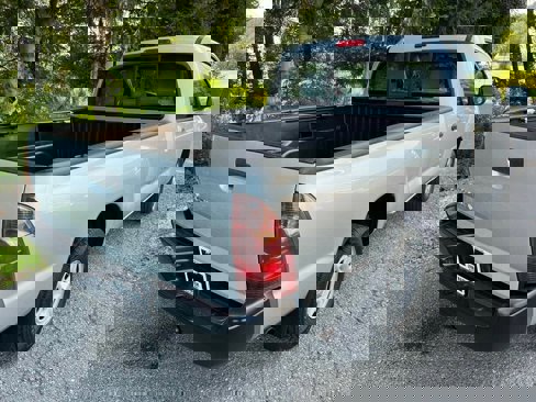 Used 2005 Toyota Tacoma 2WD Regular Cab image 3