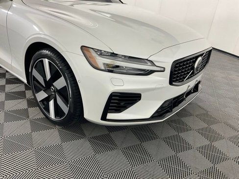 Certified 2024 Volvo S60 T8 Ultimate image 7