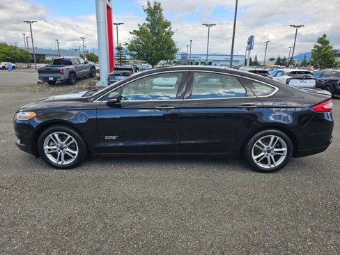 Used 2016 Ford Fusion Energi Titanium w/ Driver Assist Package image 6