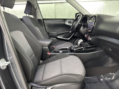 Used 2021 Kia Soul EX image 32
