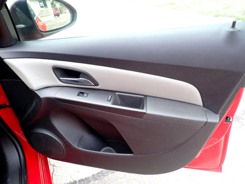 Used 2015 Chevrolet Cruze LS image 26