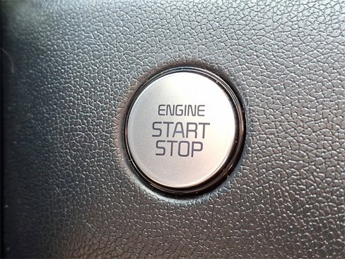 Used 2021 Kia Sorento S image 23