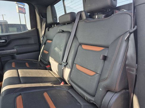 Used 2020 GMC Sierra 1500 AT4 w/ AT4 Premium Package image 5